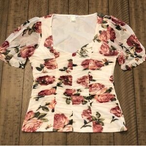VENUS White Floral Ruched Puff Sleeve Top with Pink Roses